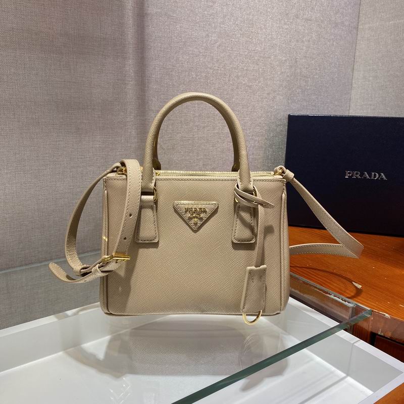 Prada 8013 black Shoulder Handbag,Best Prada New Arrival