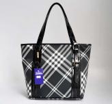 Burberry handbag c 29129 black