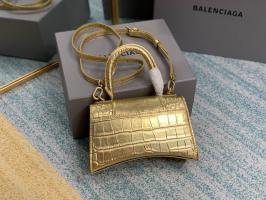 Balenciaga Laced Giant Envelope clutch 084351-03