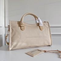 BALENCIAGA 1-324S Cream colored cuticula nail handbag