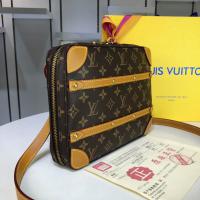 Louis vuitton 09 winter tote red 90739