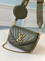 Louis Vuitton Suhali Leather Lockit MM M91876 bags black