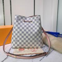 Louis Vuitton 07838 white marten hair handbag
