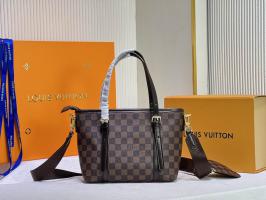 Louis Vuitton handbag M95848 black