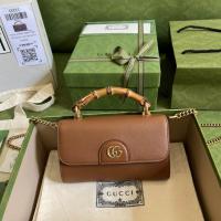 Gucci black patent leather handbag 1079