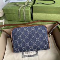 Gucci silver canvas with silver leather bag 189669