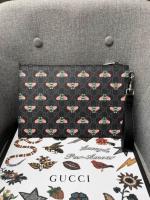 Gucci-161821-F7ATR-1000 Messenger handbag