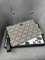 Gucci-189899-FCIEG-9072 messenger handbag