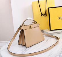 Fendi Leather Shopping Bag-Pink 38044