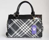 Burberry handbag c 29127 black