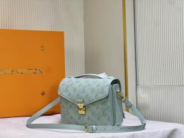 Louis Vuitton Epi Cuir Briefcase M52612 Black Bag