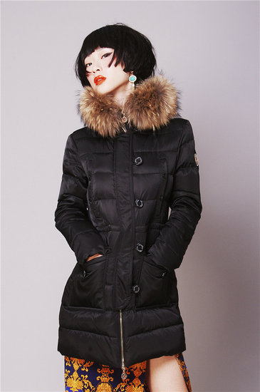2013 Long Black Moncler Womens Coats Fshionable 021